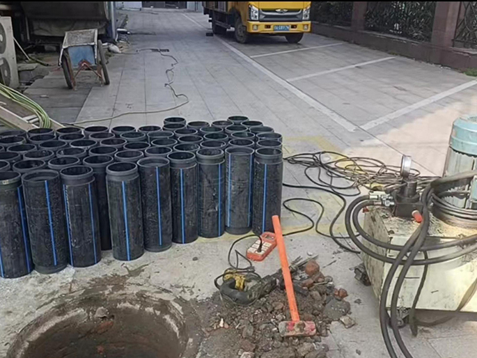 北安PE置换管厂家 DN315置换管 非开挖管短管置换